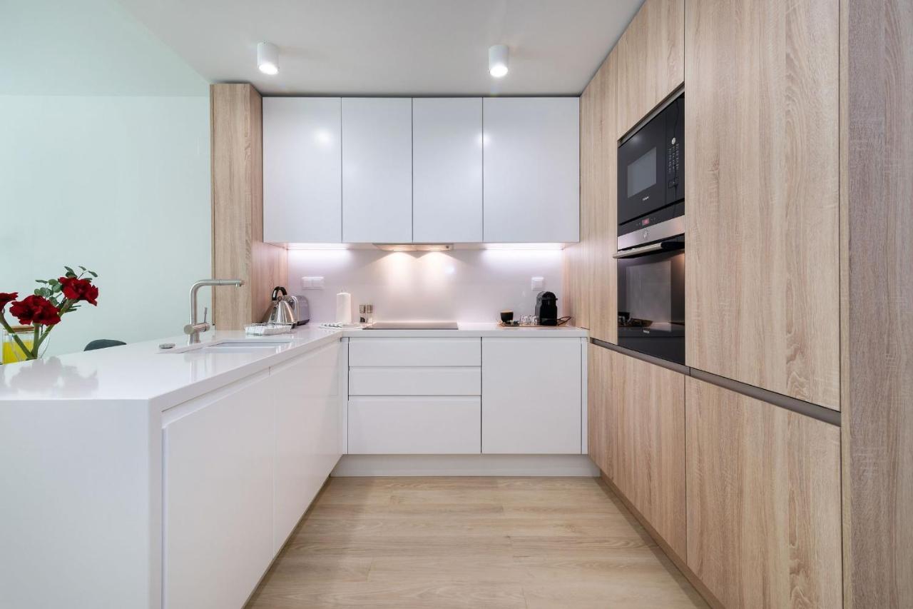 Modern & Stylish Apartment In Av. Da Liberdade By Lovelystay Lisboa Exterior foto